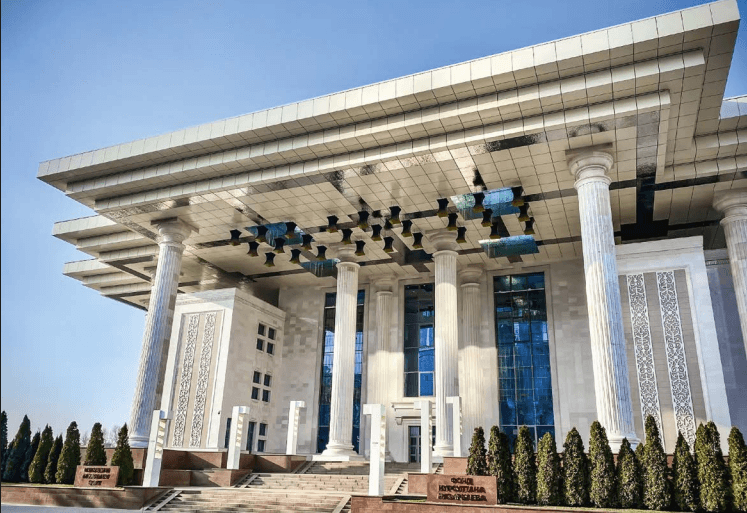 Фонд Назарбаева (Административное здание)