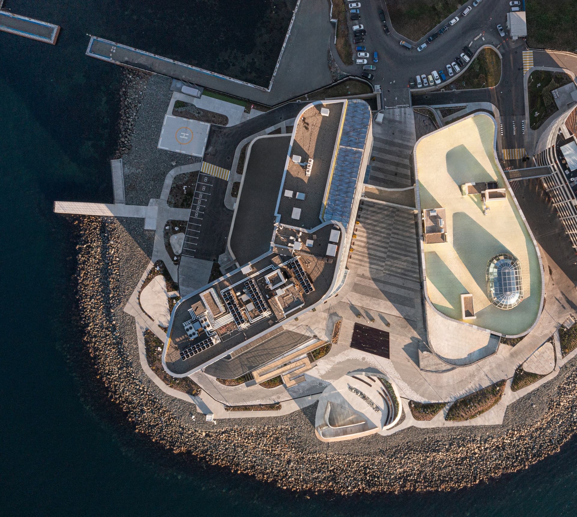 Бурный (Многофункциональный комплекс) - фото 2