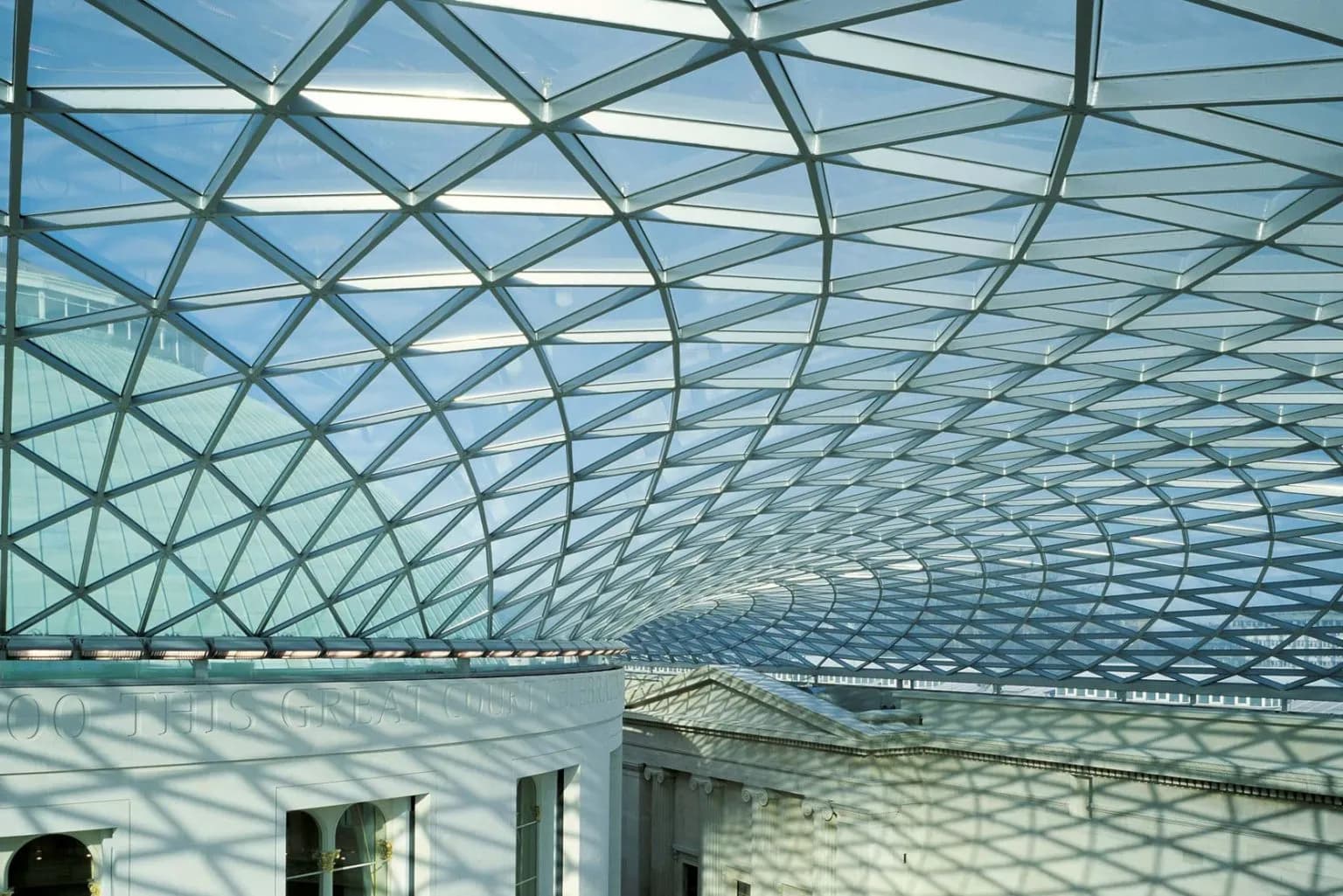 Пространственные самонесущие светопрозрачные конструкции - фото 1