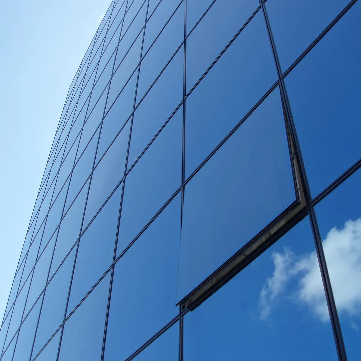 Витражное остекление фасадов - фото 2